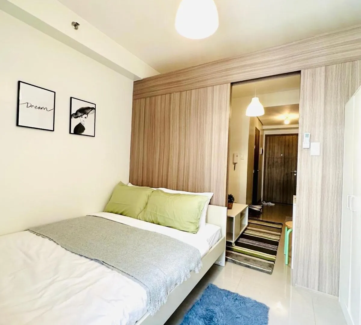 Cb 1162 House 0*, Manila