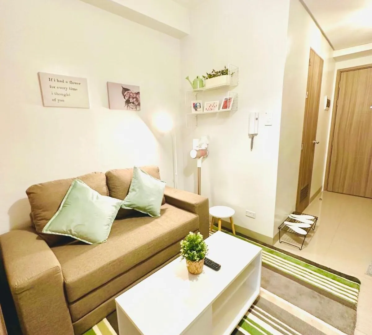 Cb 1162 House