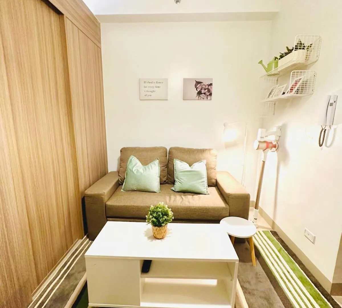 Cb 1162 House Apartment Manila